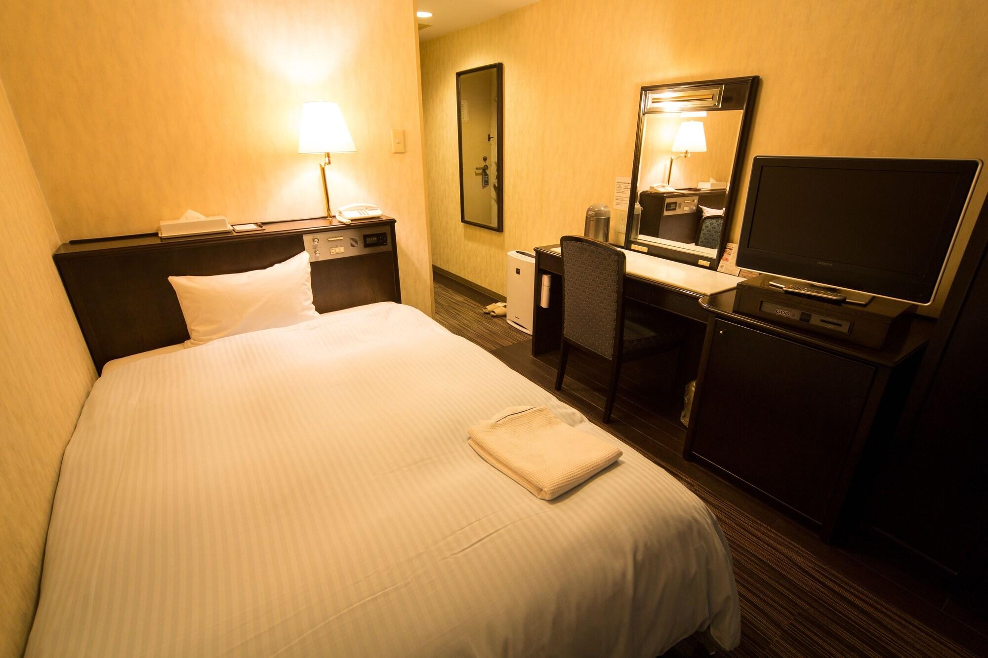 סואיטה Hotel Claiton Esaka מראה חיצוני תמונה