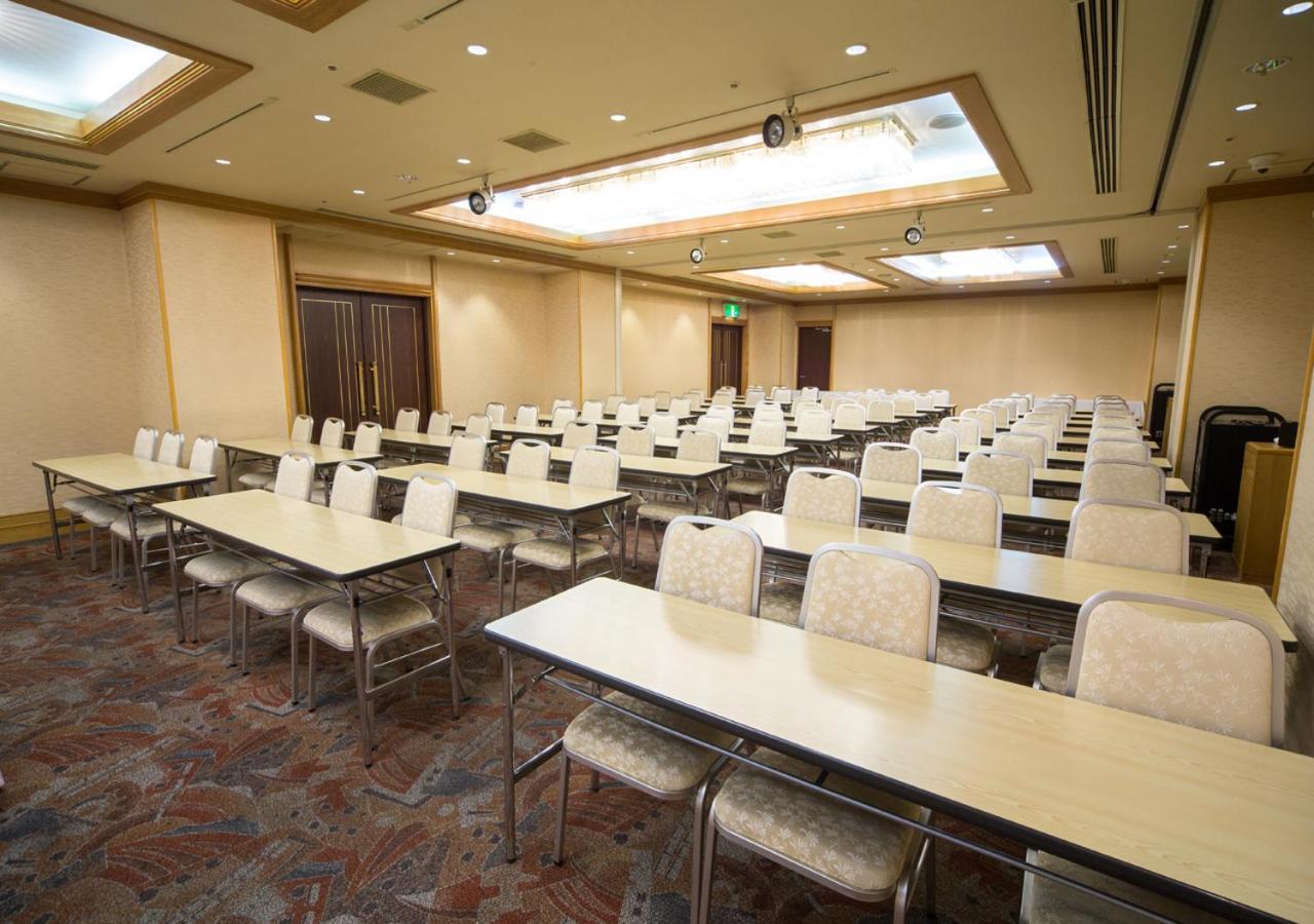 סואיטה Hotel Claiton Esaka מראה חיצוני תמונה